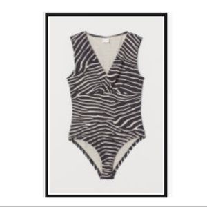 H&M NWT zebra print body suit
